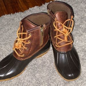 Sperry duck boots